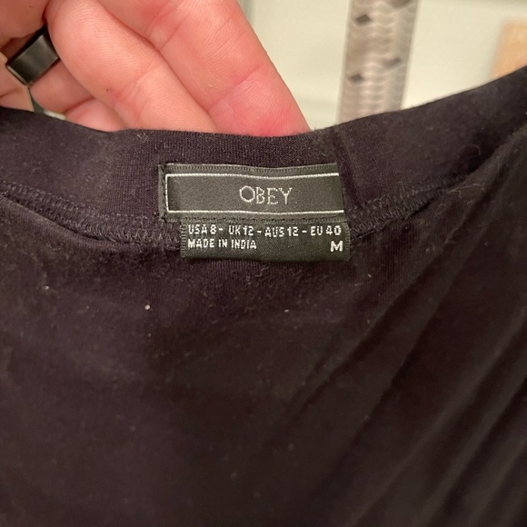 Obey skirt - Picture 4 of 4